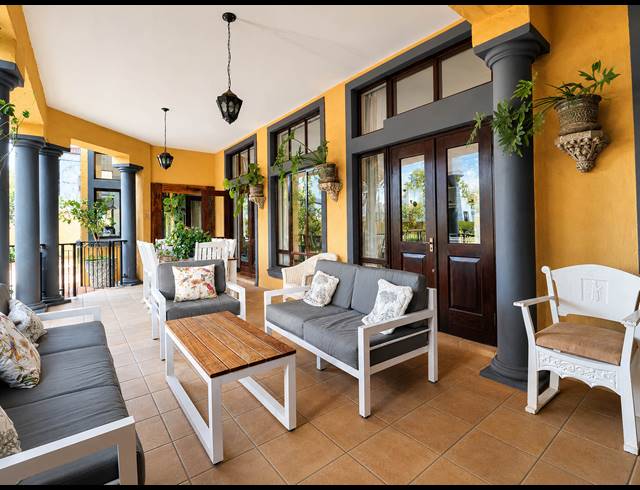 5 BEDROOM GOLF ESTATE FOR SALE IN BLUE VALLEY GOLF ESTATE